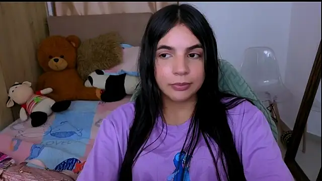 _elenna's cam snapshot