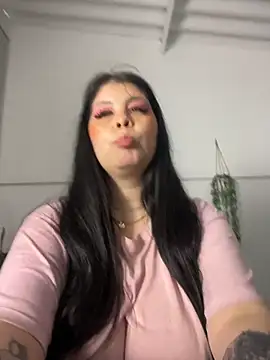 Angie_lynn's cam snapshot