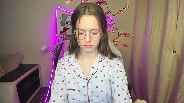 ShalinaMontana's cam snapshot