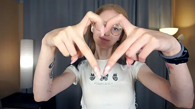 ToyaPletz's cam snapshot