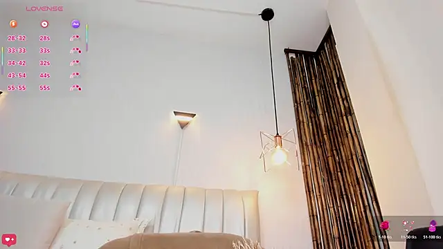 Zuzu_sweet's cam snapshot