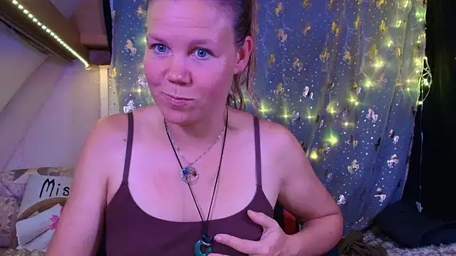 CallMeMaria's cam snapshot