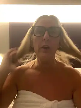 Mrsmoggy's cam snapshot