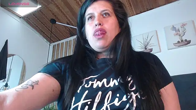 Andrea_secret_'s cam snapshot