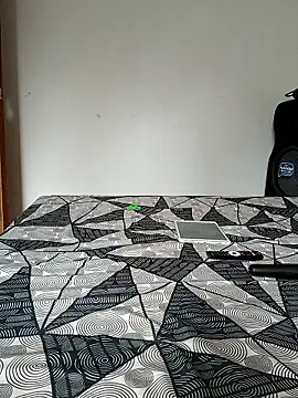 LEIRIS_Y_FRED_01's cam snapshot