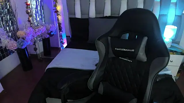 Adaara_Rey's cam snapshot