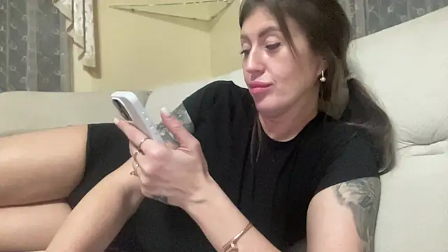 Avtosluts777's web cam