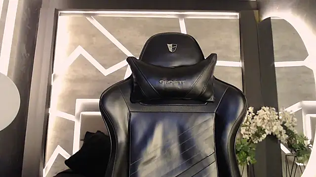 NaughtyNebula's cam snapshot