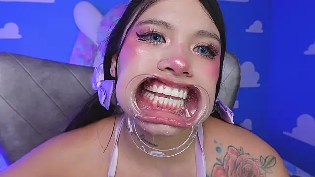 miss_keisi's cam snapshot