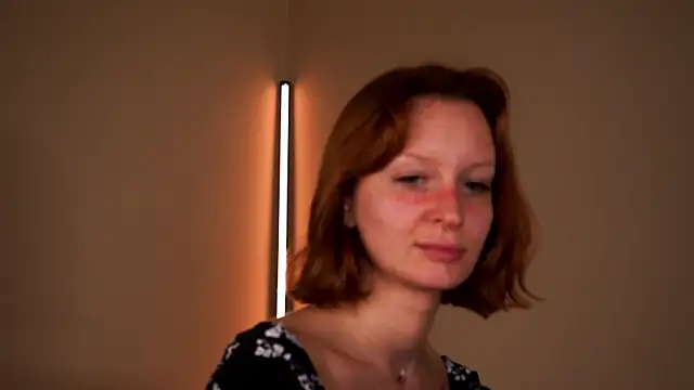 Liuba_Fox's cam snapshot