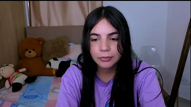 _elenna's cam snapshot