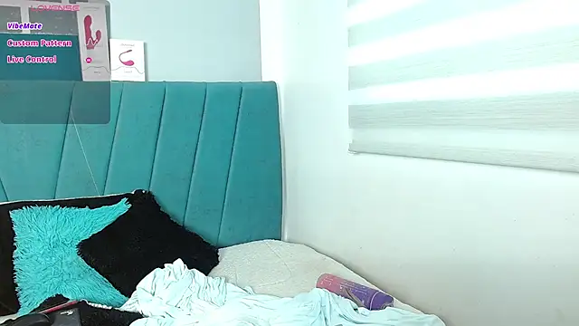 Chloe_Brown3's cam snapshot