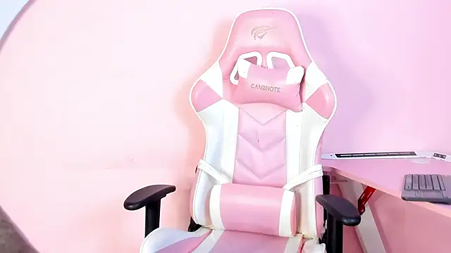 SaraSpenceer's cam snapshot