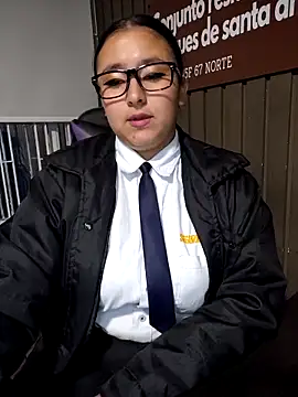 Cute_Penelope's cam snapshot