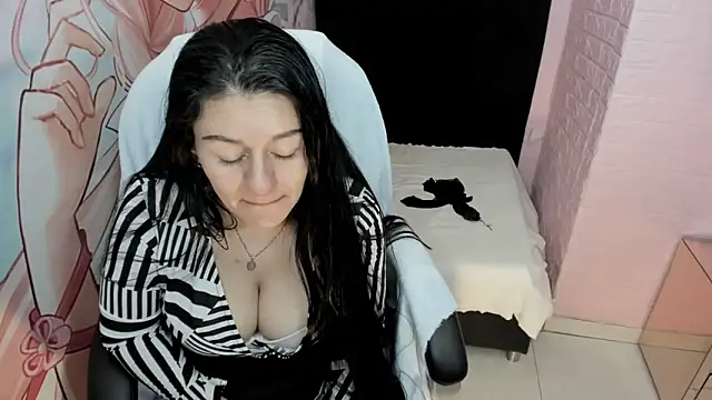 AllysonMilf69's cam snapshot