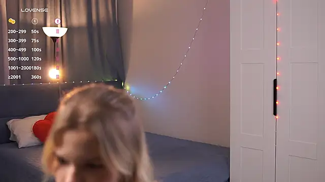 PhillisEsplin's cam snapshot