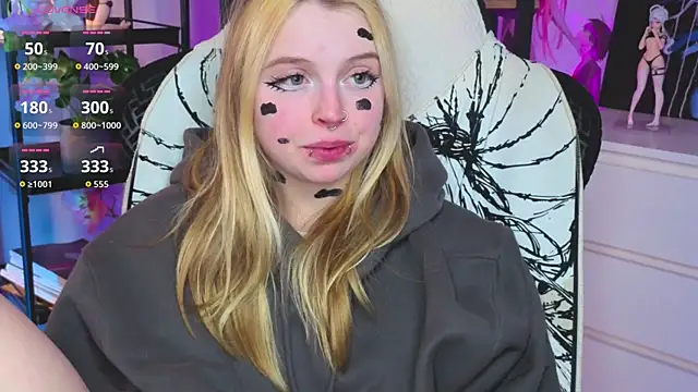 ElvenQueen's cam snapshot