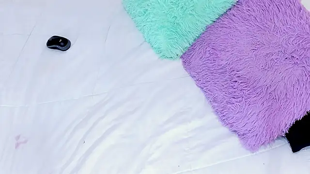 thamiina_'s cam snapshot