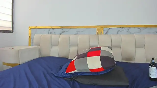 Hanna_lens's cam snapshot