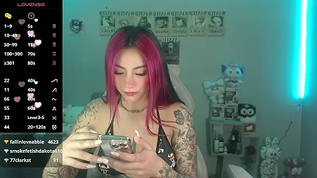 girlofyourdreams09's cam snapshot