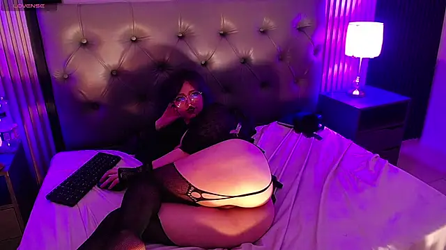 rihonna_hs8's cam snapshot