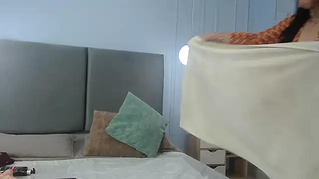 Lenacorbet's cam snapshot