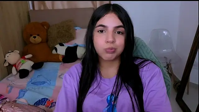 _elenna's cam snapshot