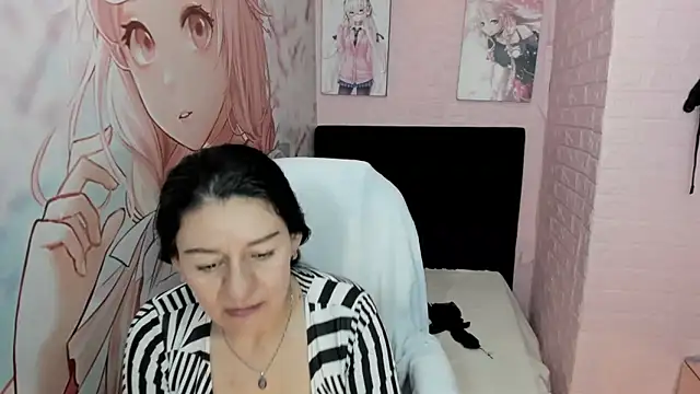 AllysonMilf69's cam snapshot