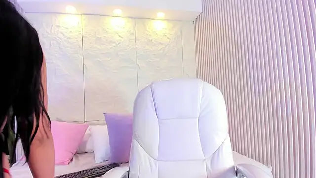 QetziaStoun's cam snapshot