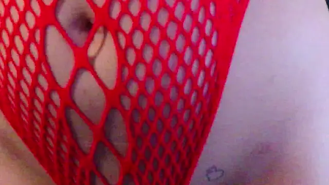 cutepetitee's cam snapshot