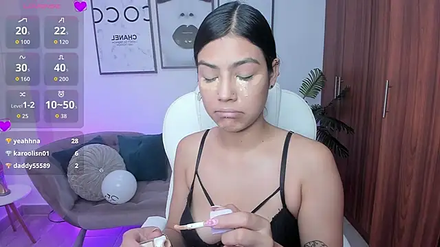 dafne_hills's cam snapshot