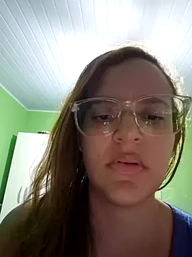 AliceRuivinha2's cam snapshot