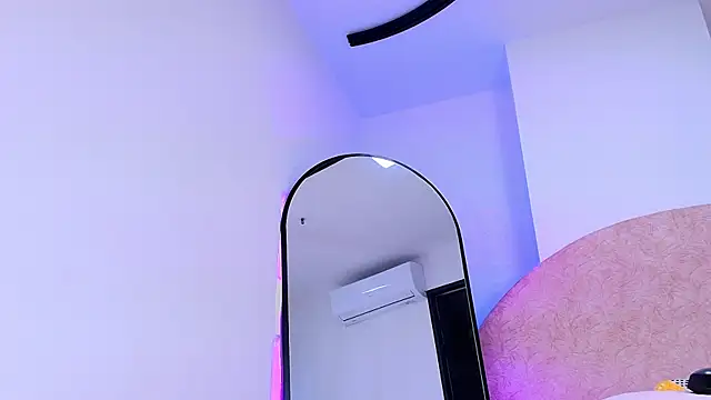 lilylovely_'s cam snapshot