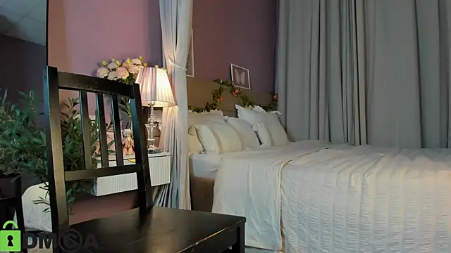 Dearly_Emily's cam snapshot