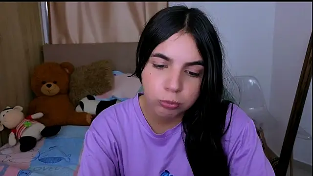 _elenna's cam snapshot