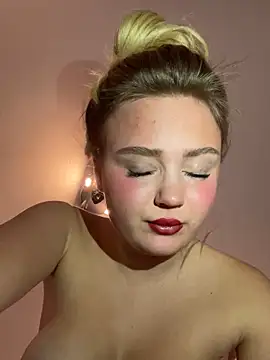 CherryEmmy's cam snapshot