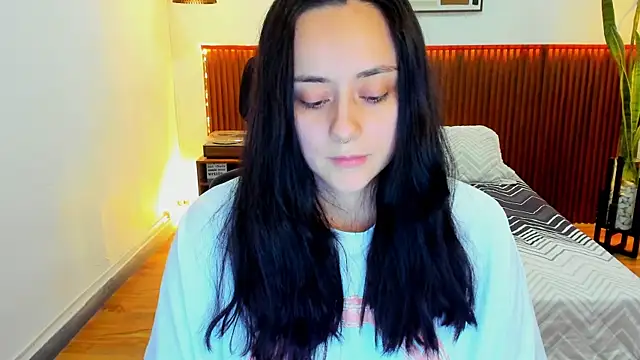 KatherineBond's cam snapshot