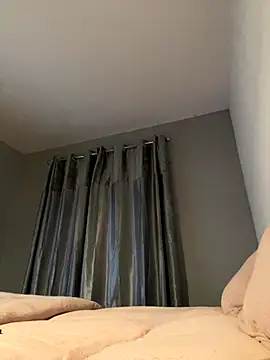 LollyLove_'s cam snapshot