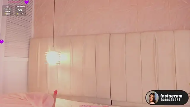 hannahst_'s cam snapshot