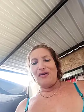 Sexy-Woman-Mature's cam snapshot