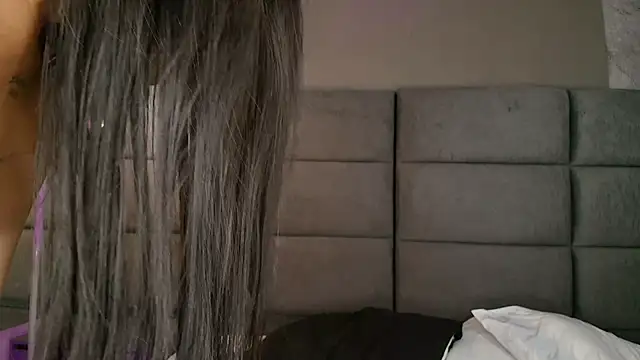 PauletteSanderss's web cam