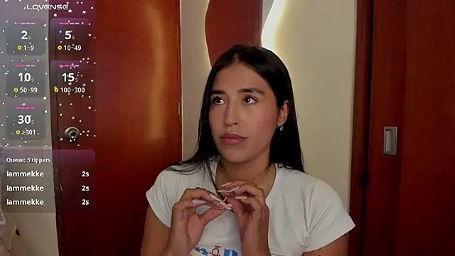 Dapnee_n1's cam snapshot