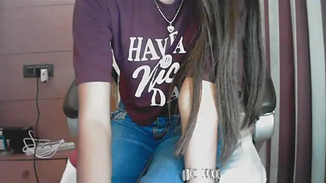 collage_hoty's cam snapshot