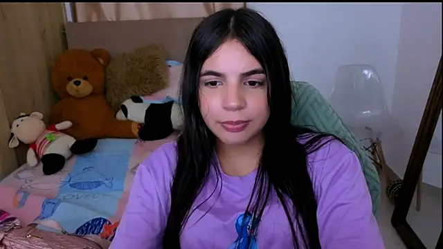 _elenna's cam snapshot