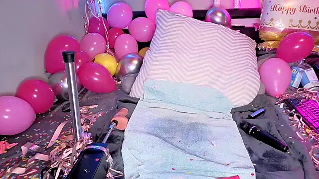 LisaNimmersatt's cam snapshot