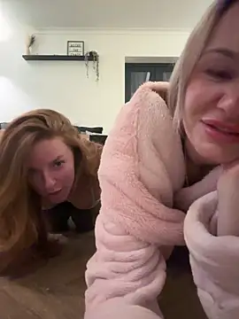 MeganMillerUK's cam snapshot