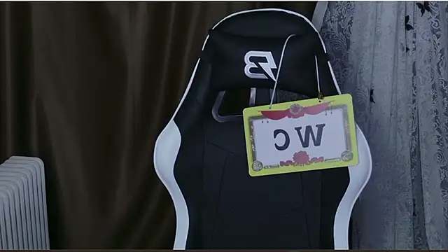 huanxbaby's cam snapshot