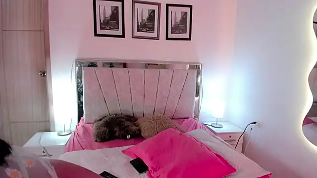 Sweetiee_Aurora's cam snapshot