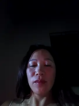 Y-eahi's cam snapshot