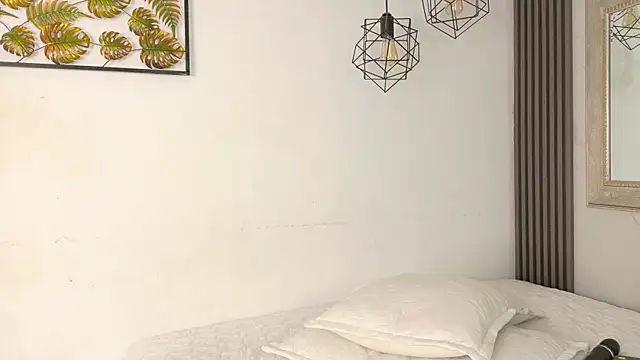 julieta_aguilar1's cam snapshot